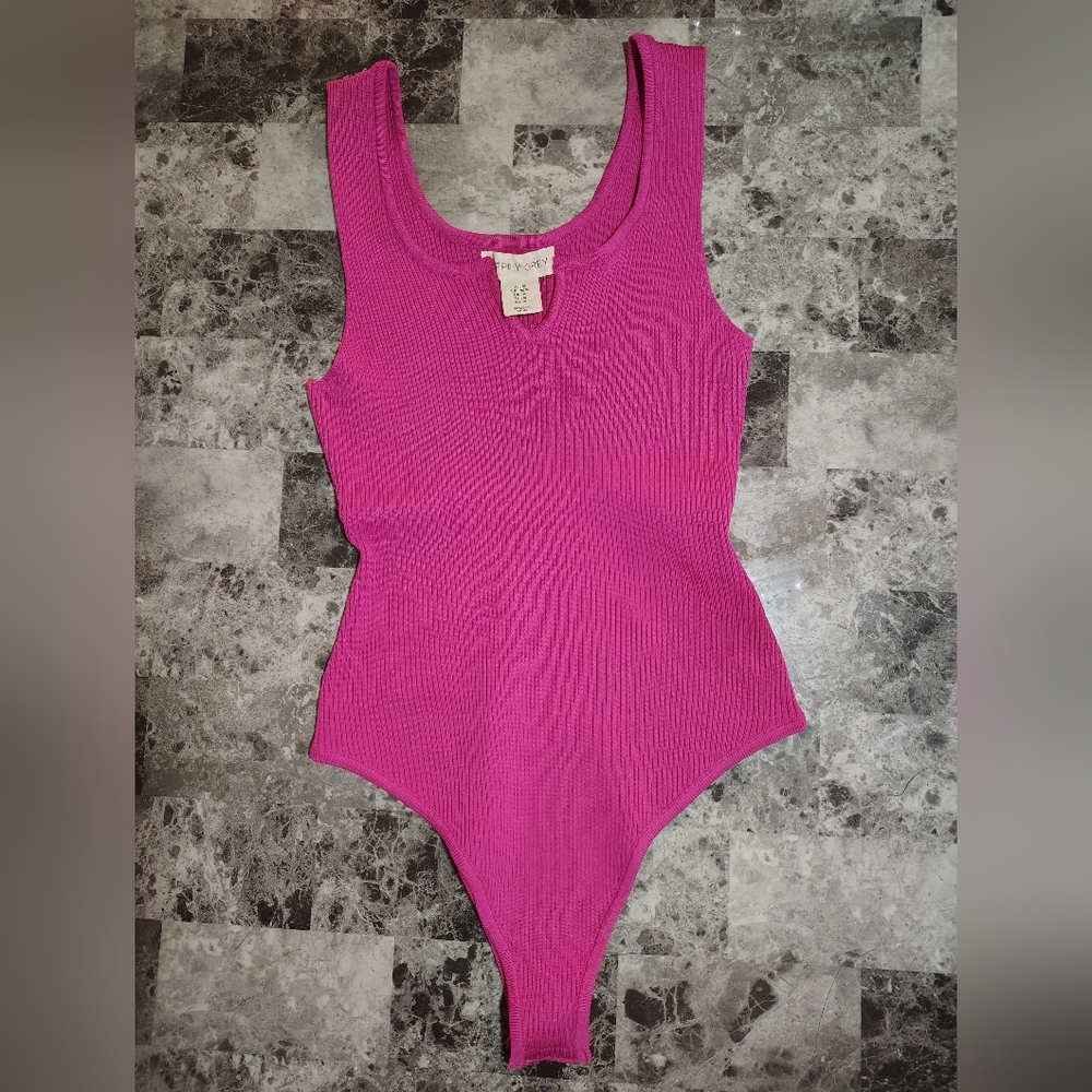 Happily Grey Sleeveless v cut pink body suit